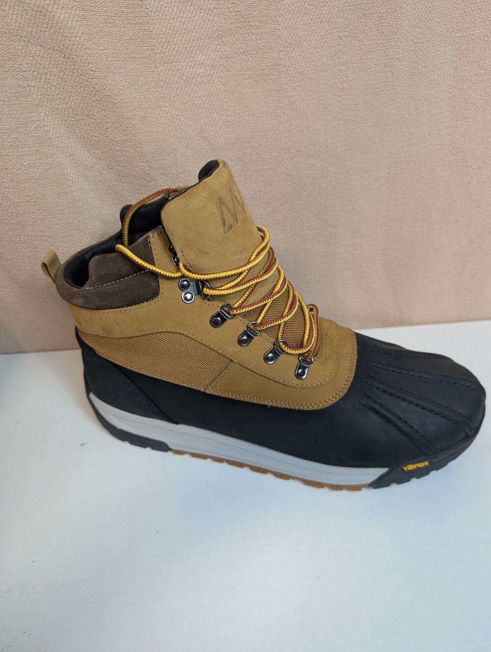 Huckberry All-Weather Waterproof Duckboot 11.5 Brown Leather & Rubber (1169)